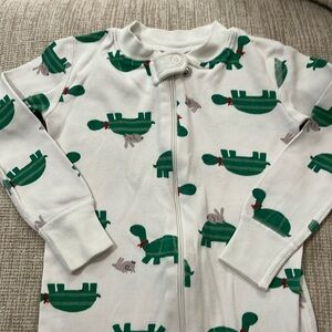 3T Hanna Andersson zip up pjs w/turtle & bunnie